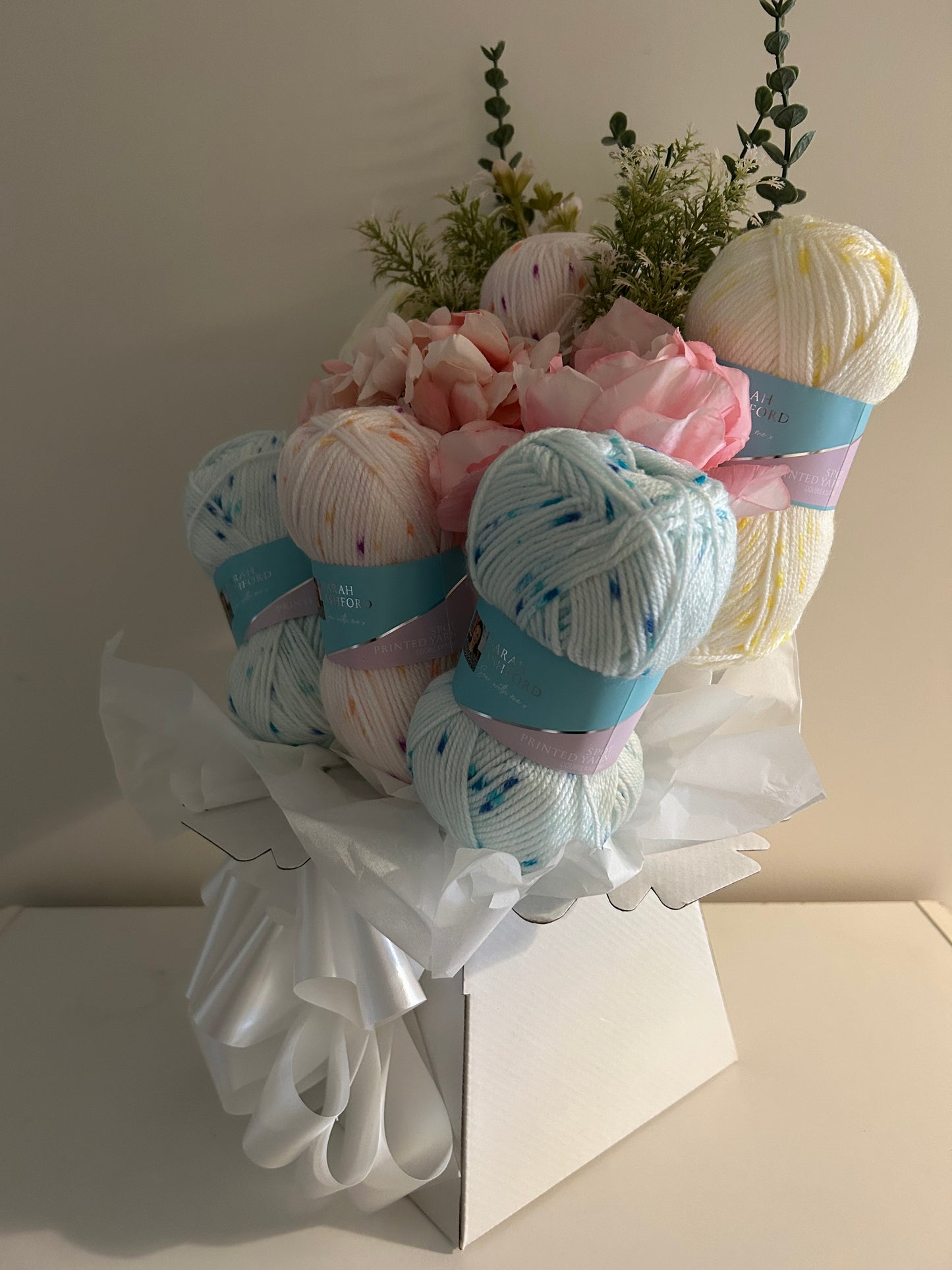 Wool yarn bouquet